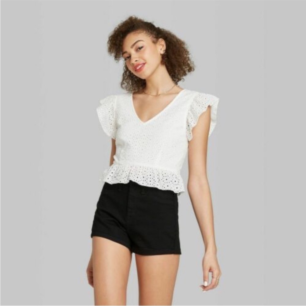 Wild Fable‎ White Eyelet Flutter Sleeve Top